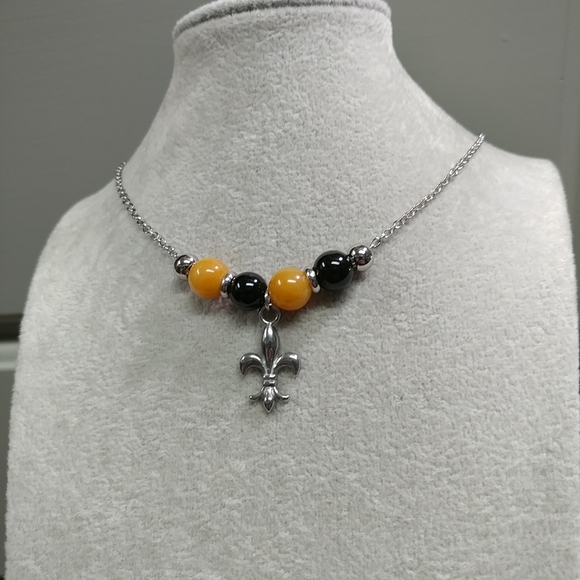 Fleur De Lis Onyx Jade Bead Necklace Natural Gemstone Louisiana Black & Gold - Picture 7 of 11